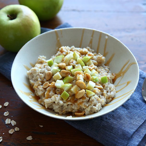 Salted Caramel Oatmeal with Apple and Peanuts