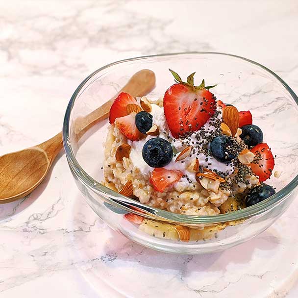 Recipe Banana Split Oatmeal Parfait