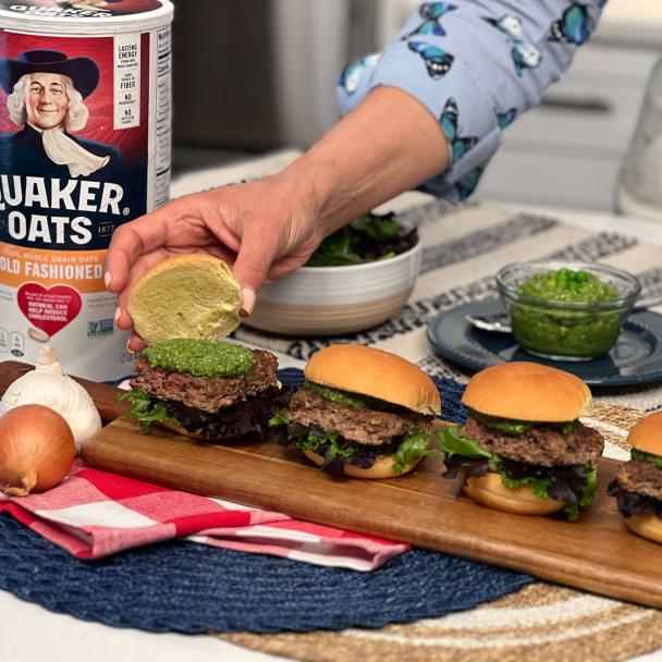 Recipe Kale Pesto Meatloaf Sliders