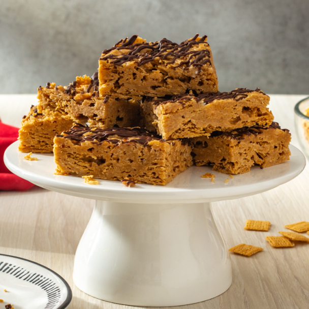Recipe Cereal Peanut Butter and Chocolate Treat Bars
