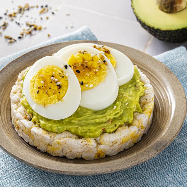 Recipe Guacamole & Hard-Boiled Egg Rice Cake