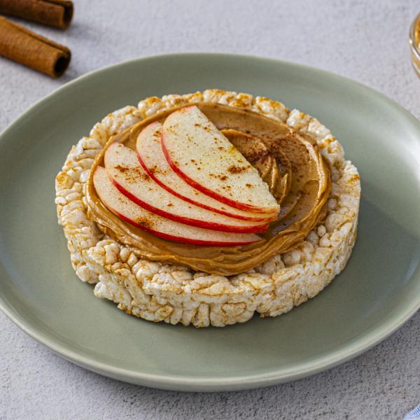Peanut Butter Apple Cinnamon Rice Cake