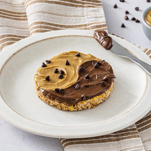 Peanut Butter & Chocolate Rice Cake with Chocolate Chips