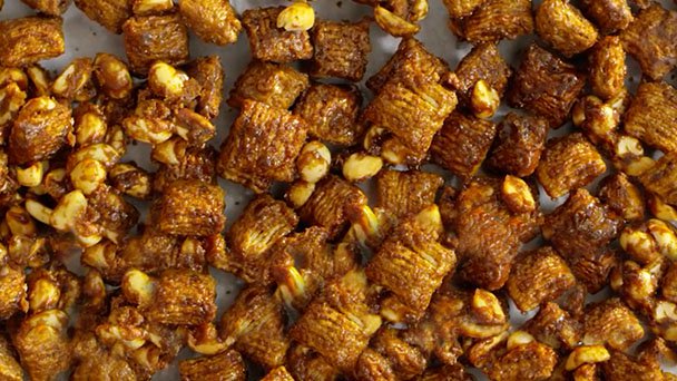 Oatmeal Squares Snack Mix